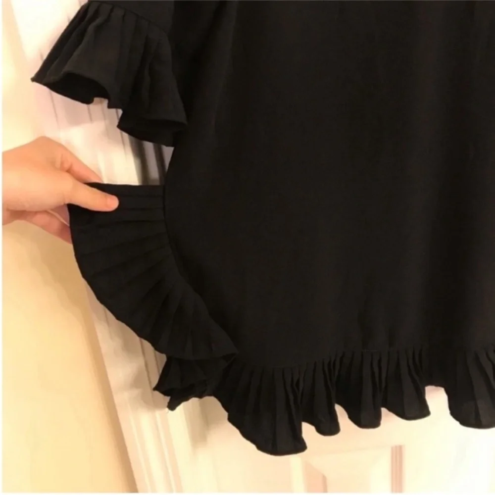 CARMEN MARC VALVO pleated-Trim Elbow-Sleeve Blouse - Picture 8 of 12